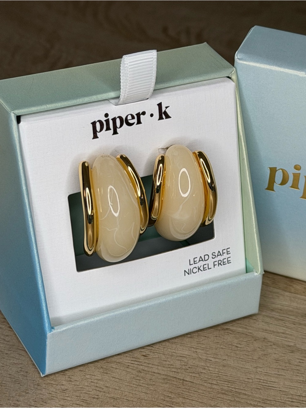 piper.k Cream and Gold Chunky Hoop Earrings